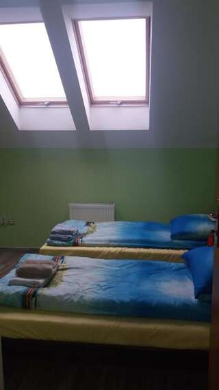 Проживание в семье Noclegi Avoca Пирзовице Двухместный номер с 2 отдельными кроватями и собственной ванной комнатой-3