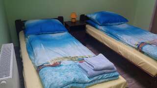 Проживание в семье Noclegi Avoca Пирзовице Двухместный номер с 2 отдельными кроватями и собственной ванной комнатой-4